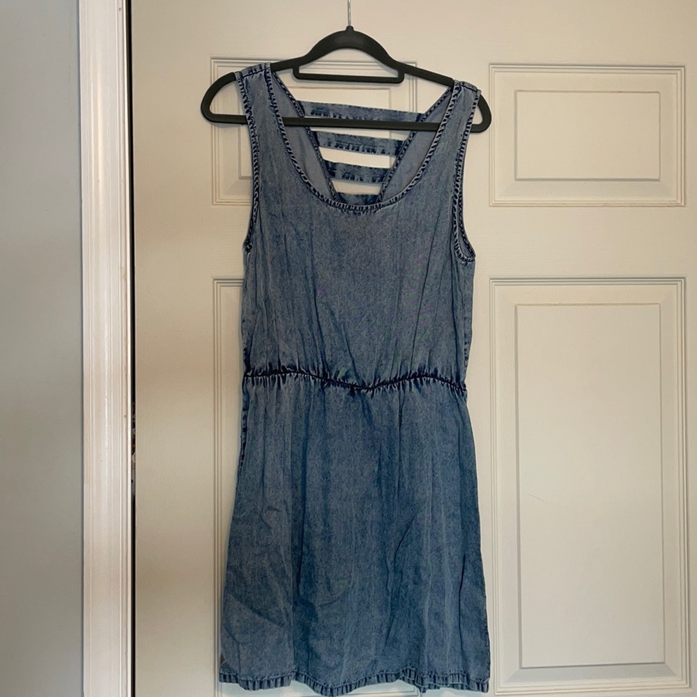 🚨FINAL PRICE 💸Retro-style dress